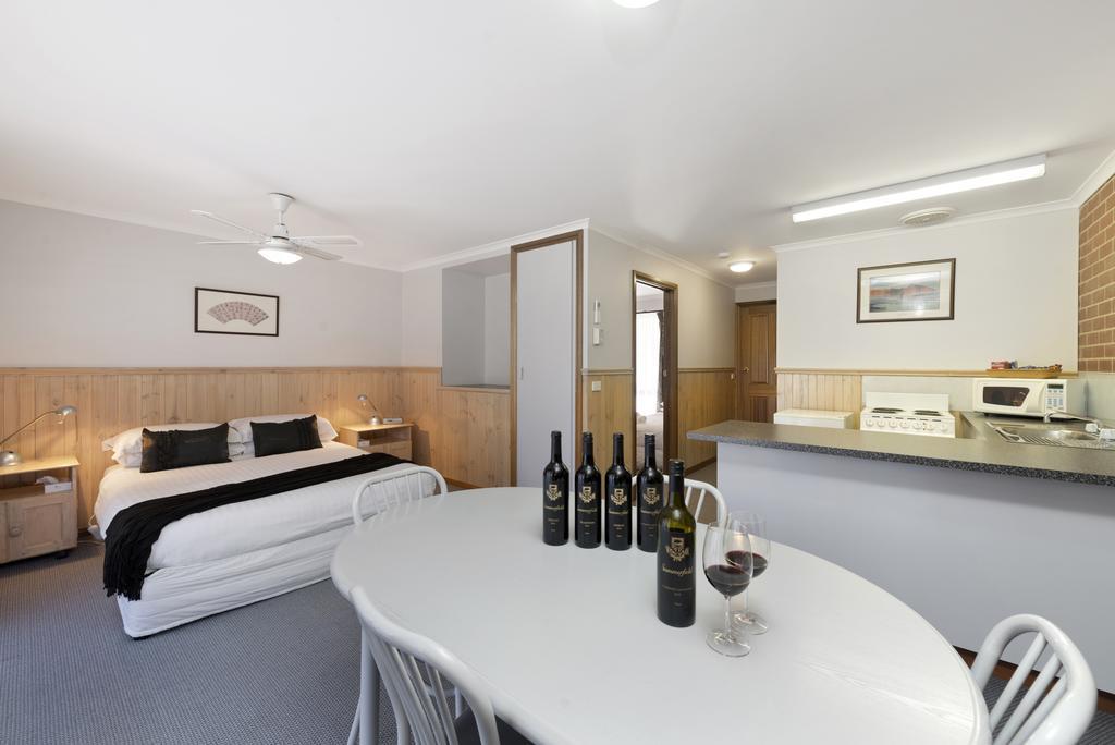 Summerfield Winery And Accommodation Pyrenees Ngoại thất bức ảnh